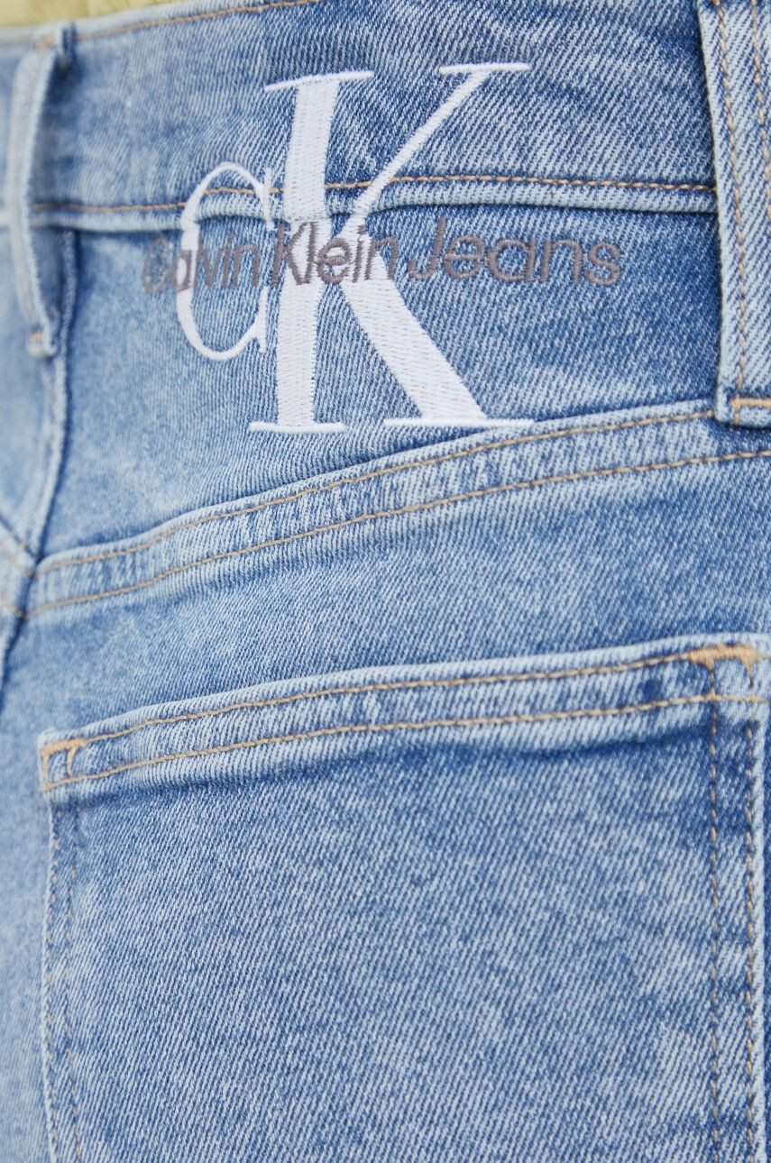 Calvin Klein Jeans Rifľové krátke nohavice - Pepit.sk