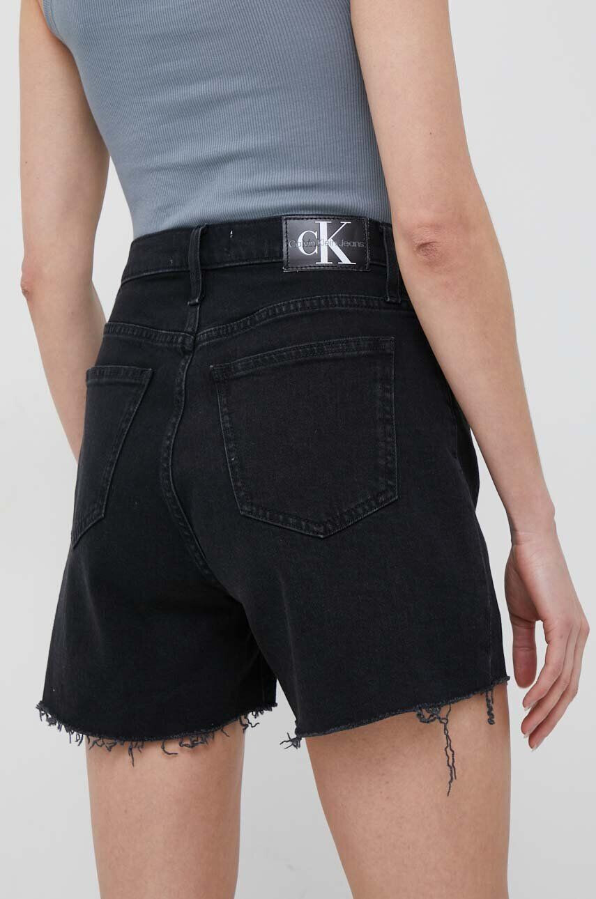 Calvin Klein Jeans Rifľové krátke nohavice dámske čierna farba jednofarebné vysoký pás - Pepit.sk