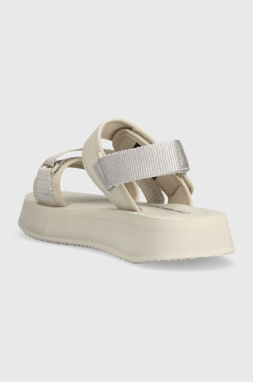 Calvin Klein Jeans Sandále PREFRESATO SANDAL BADGE dámske béžová farba na platforme YW0YW00967 - Pepit.sk