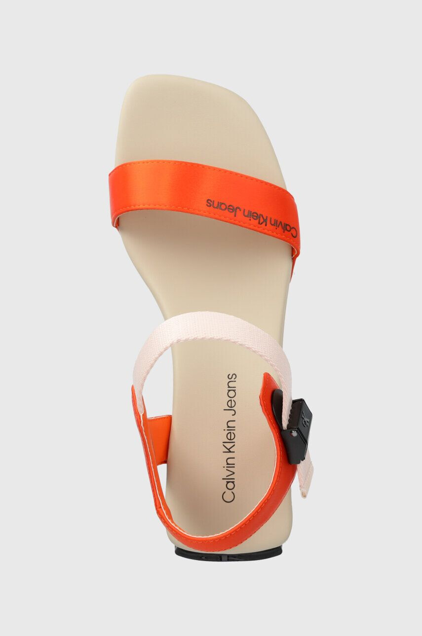 Calvin Klein Jeans Sandále WEDGE BLCOK SANDAL SATIN/HW dámske oranžová farba na platforme YW0YW00980 - Pepit.sk