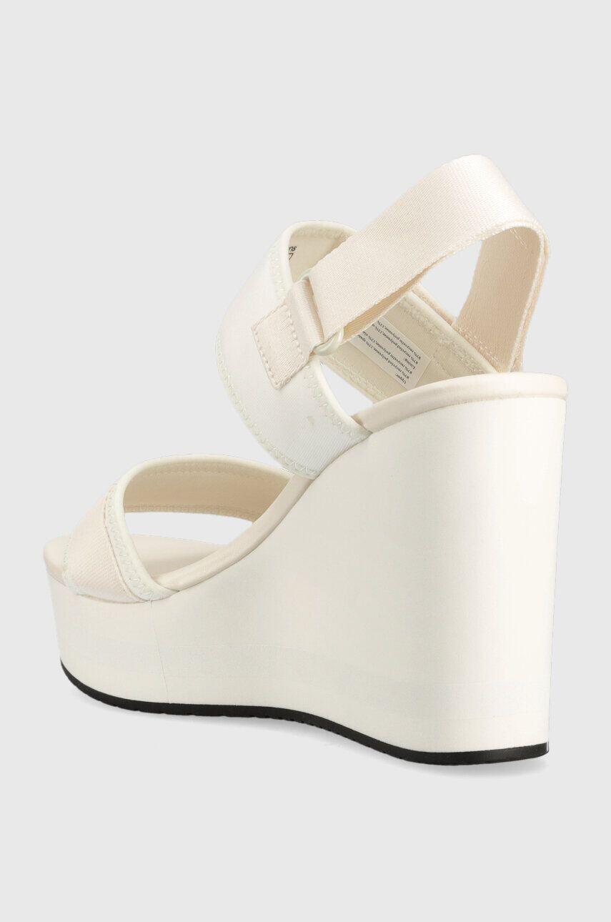 Calvin Klein Jeans Sandále WEDGE SANDAL BADGE dámske biela farba na kline YW0YW01028 - Pepit.sk