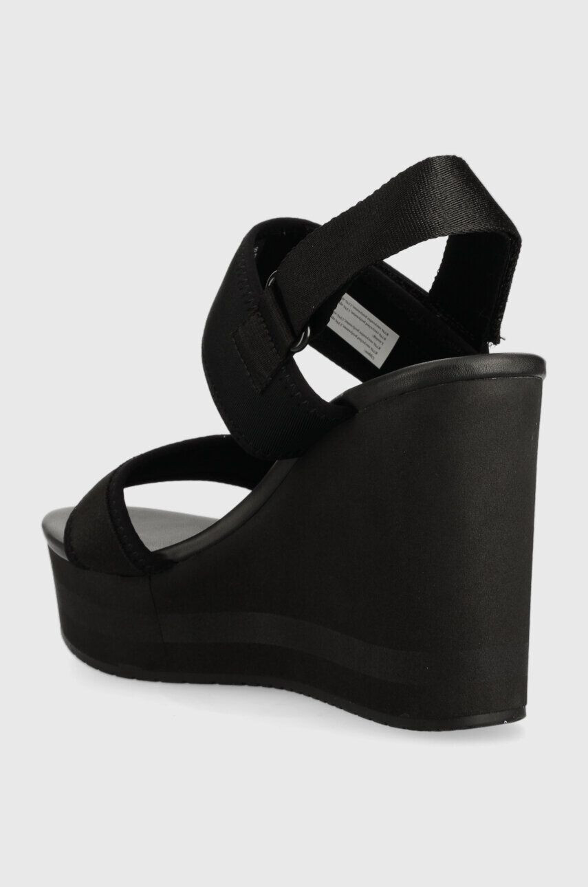 Calvin Klein Jeans Sandále WEDGE SANDAL BADGE dámske čierna farba na kline YW0YW01028 - Pepit.sk