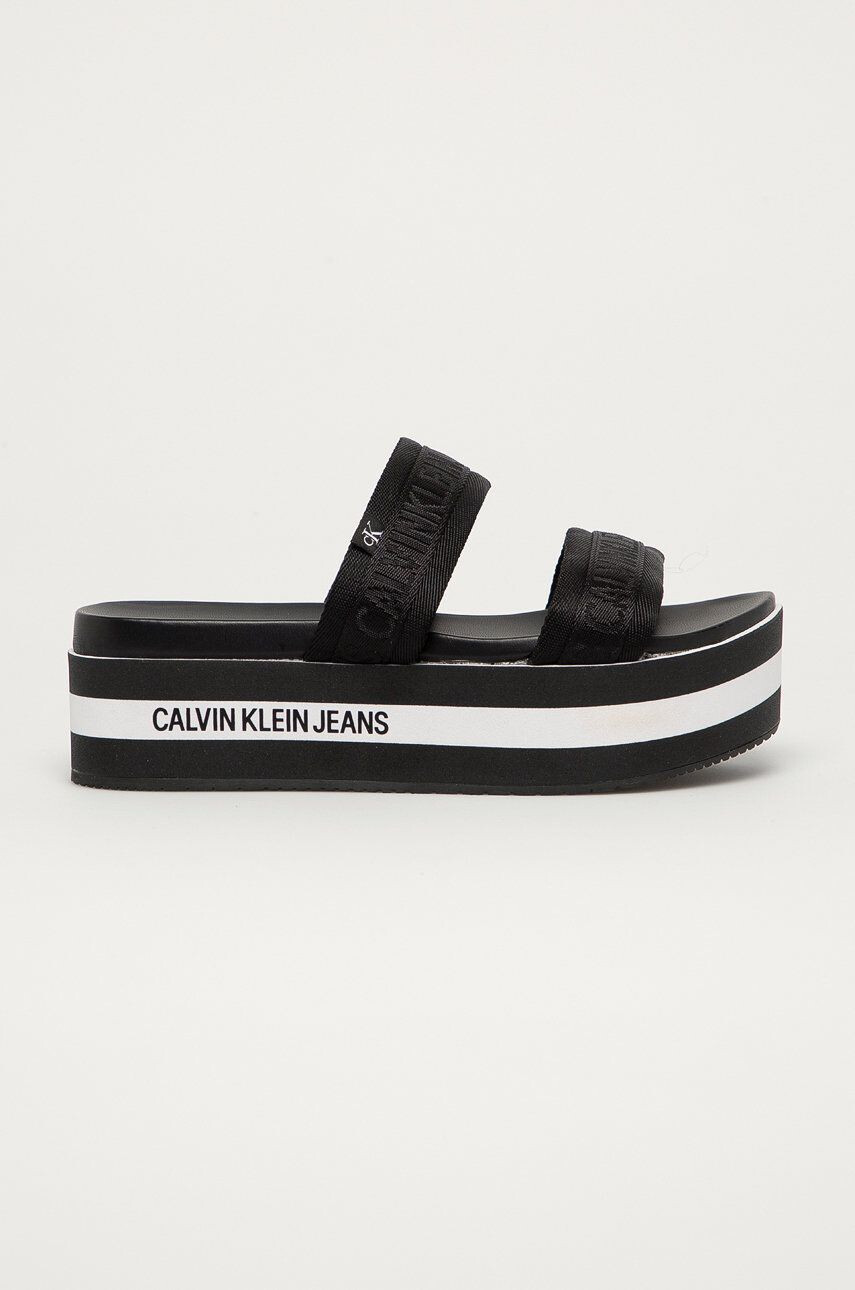 Calvin Klein Jeans Šľapky - Pepit.sk