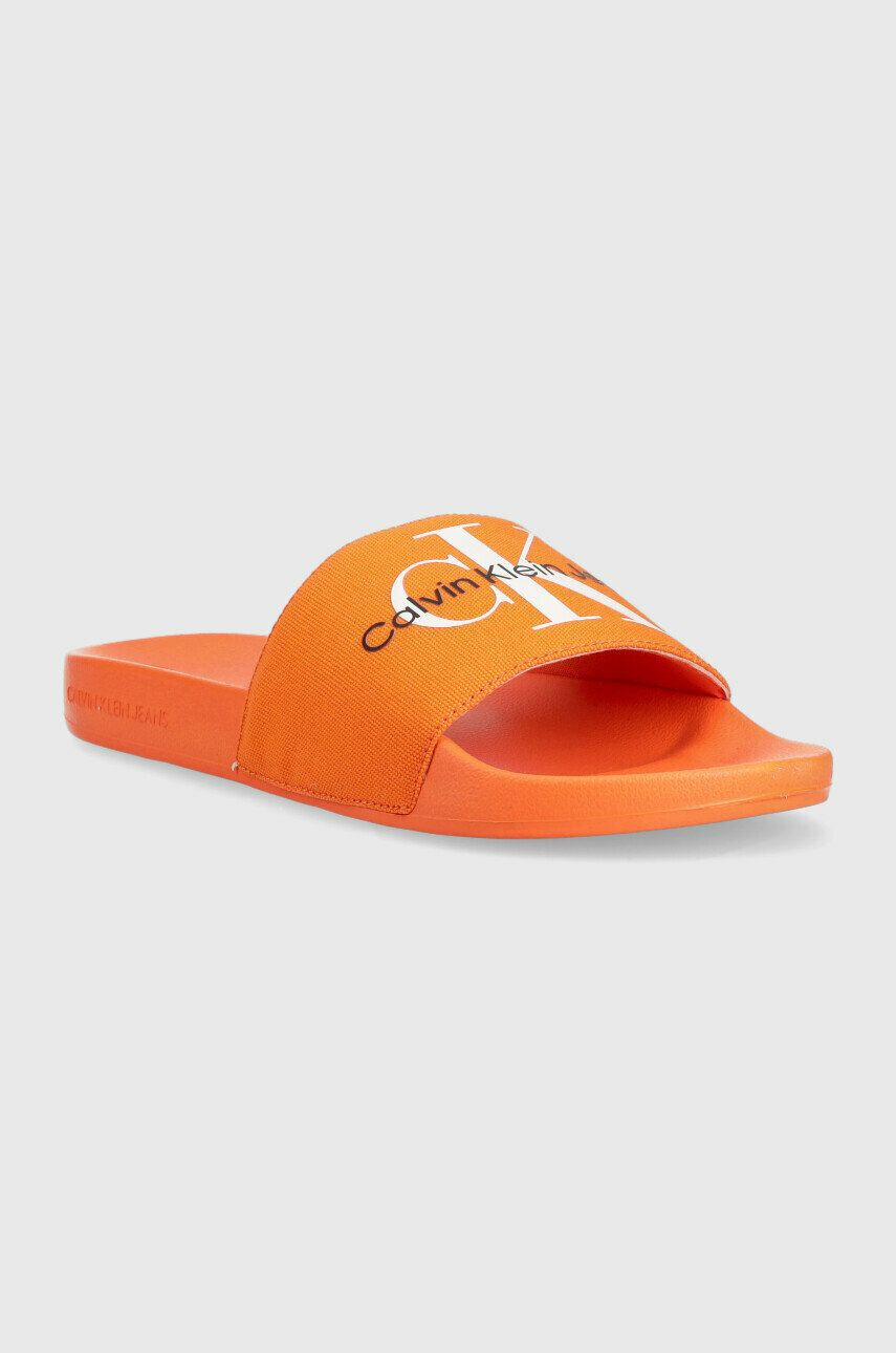 Calvin Klein Jeans Šľapky SLIDE MONOGRAM CO pánske oranžová farba - Pepit.sk