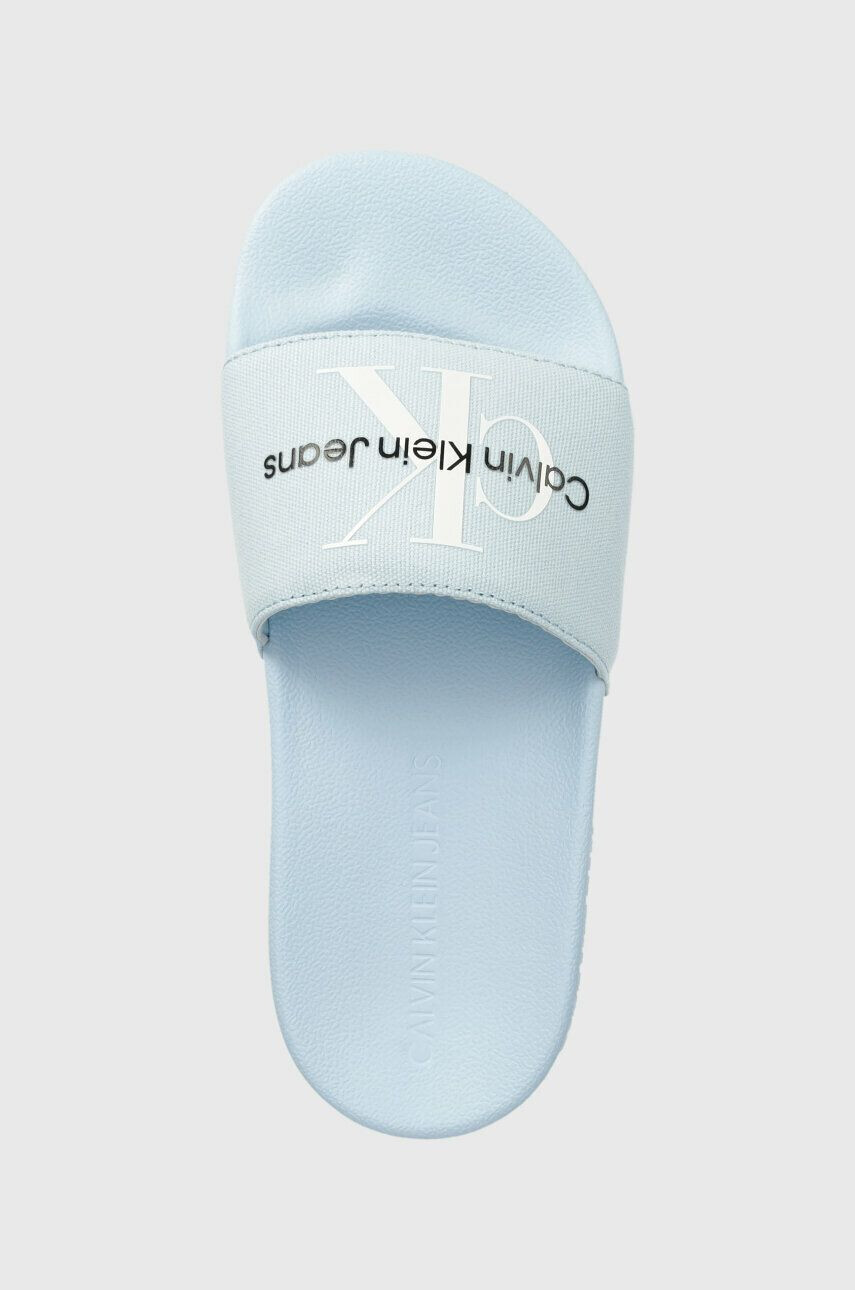 Calvin Klein Jeans Šľapky SLIDE MONOGRAM CO - Pepit.sk