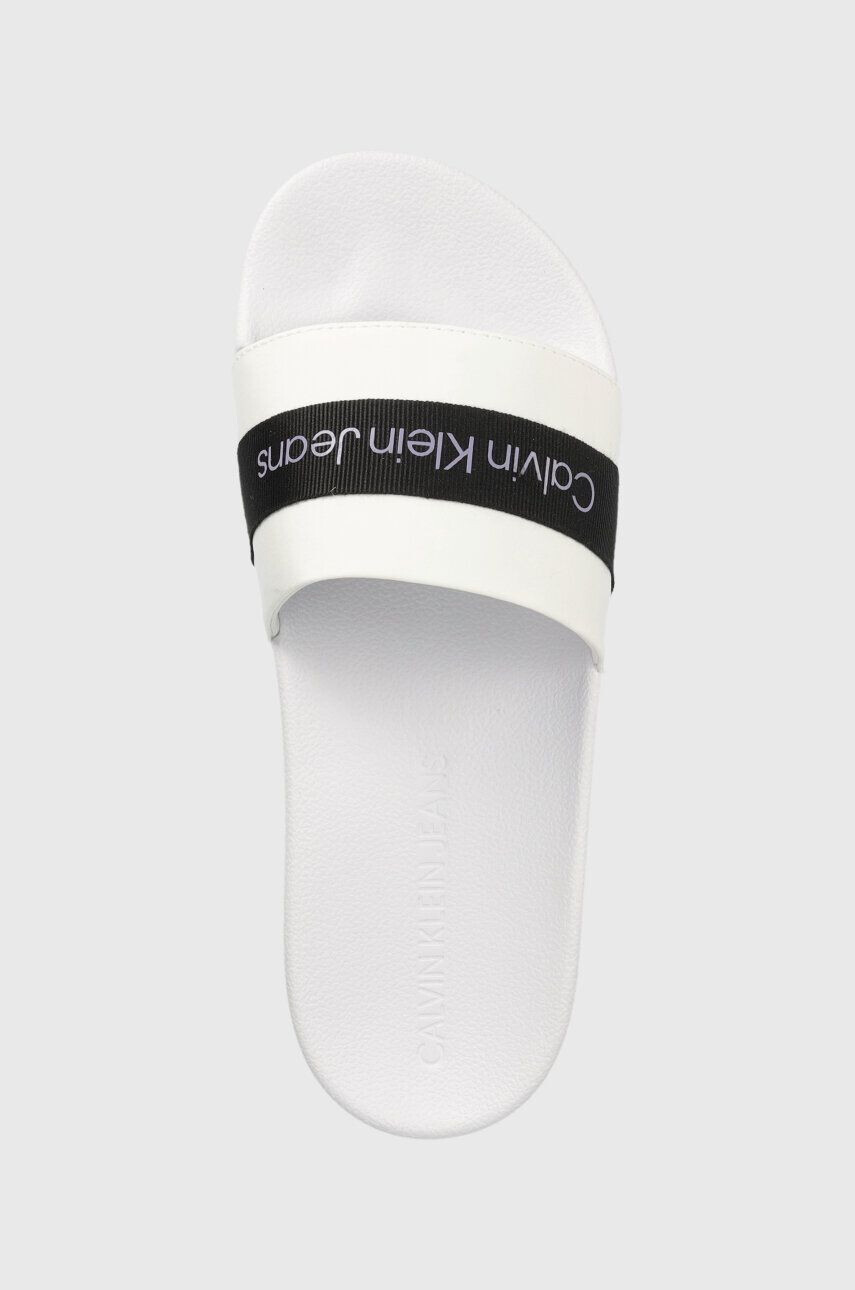 Calvin Klein Jeans Šľapky SLIDE PRINTED LOGO W dámske biela farba YW0YW01244 - Pepit.sk