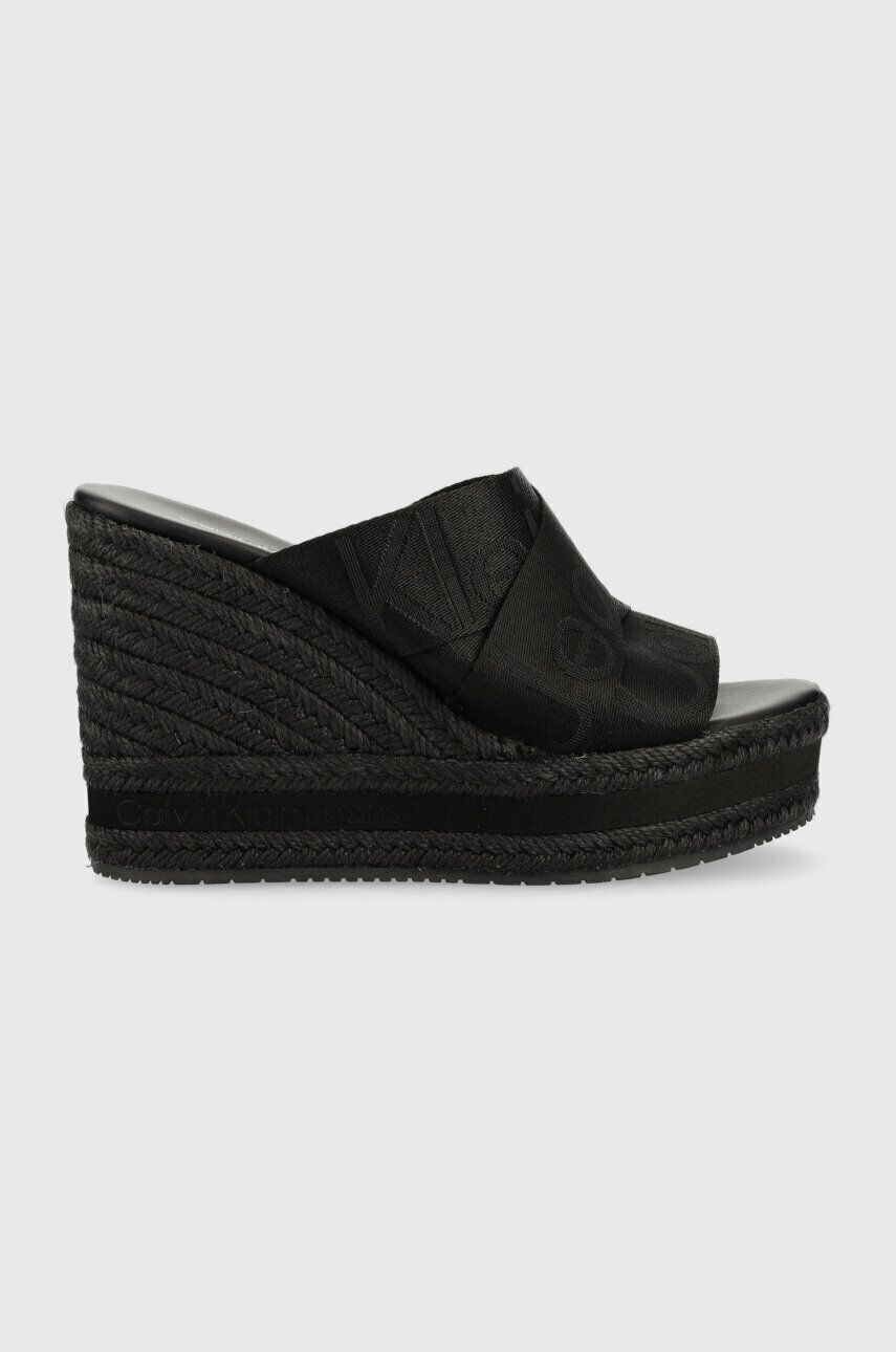 Calvin Klein Jeans Šľapky WEDGE SANDAL WEBBING dámske čierna farba na kline YW0YW00961 - Pepit.sk