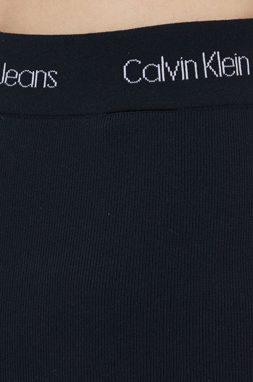 Calvin Klein Jeans Šortky dámske čierna farba jednofarebné vysoký pás - Pepit.sk