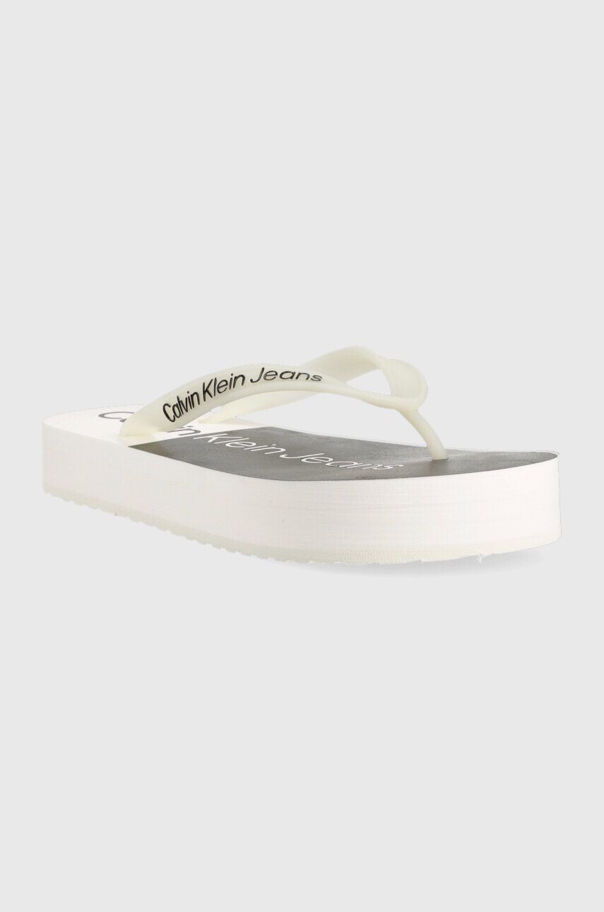 Calvin Klein Jeans Žabky BEACH SANDAL FLATFORM dámske biela farba na plochom podpätku YW0YW00716 - Pepit.sk