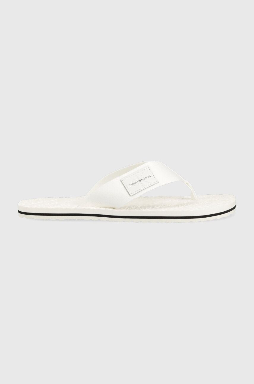 Calvin Klein Jeans Žabky BEACH SANDAL WOVEN PATCH pánske biela farba - Pepit.sk