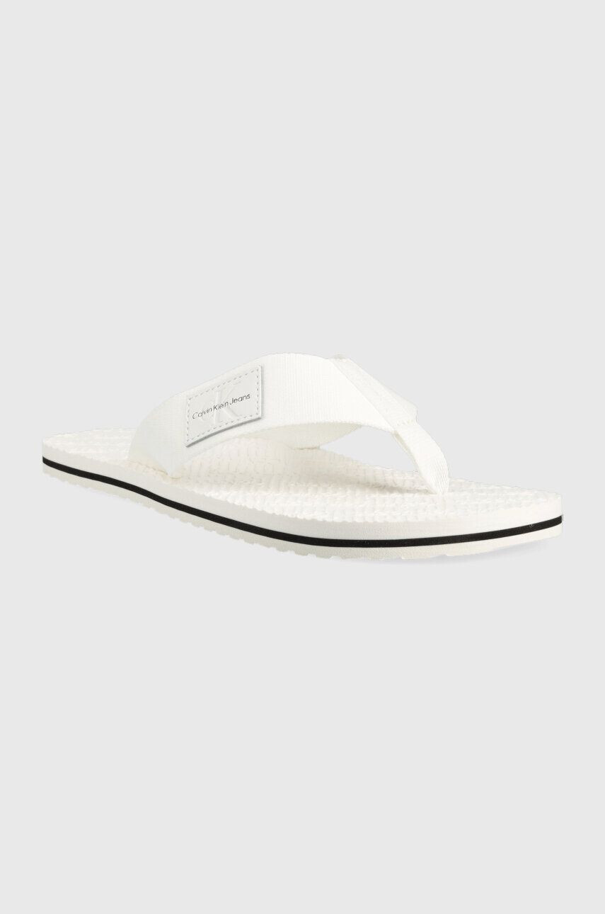 Calvin Klein Jeans Žabky BEACH SANDAL WOVEN PATCH pánske biela farba - Pepit.sk