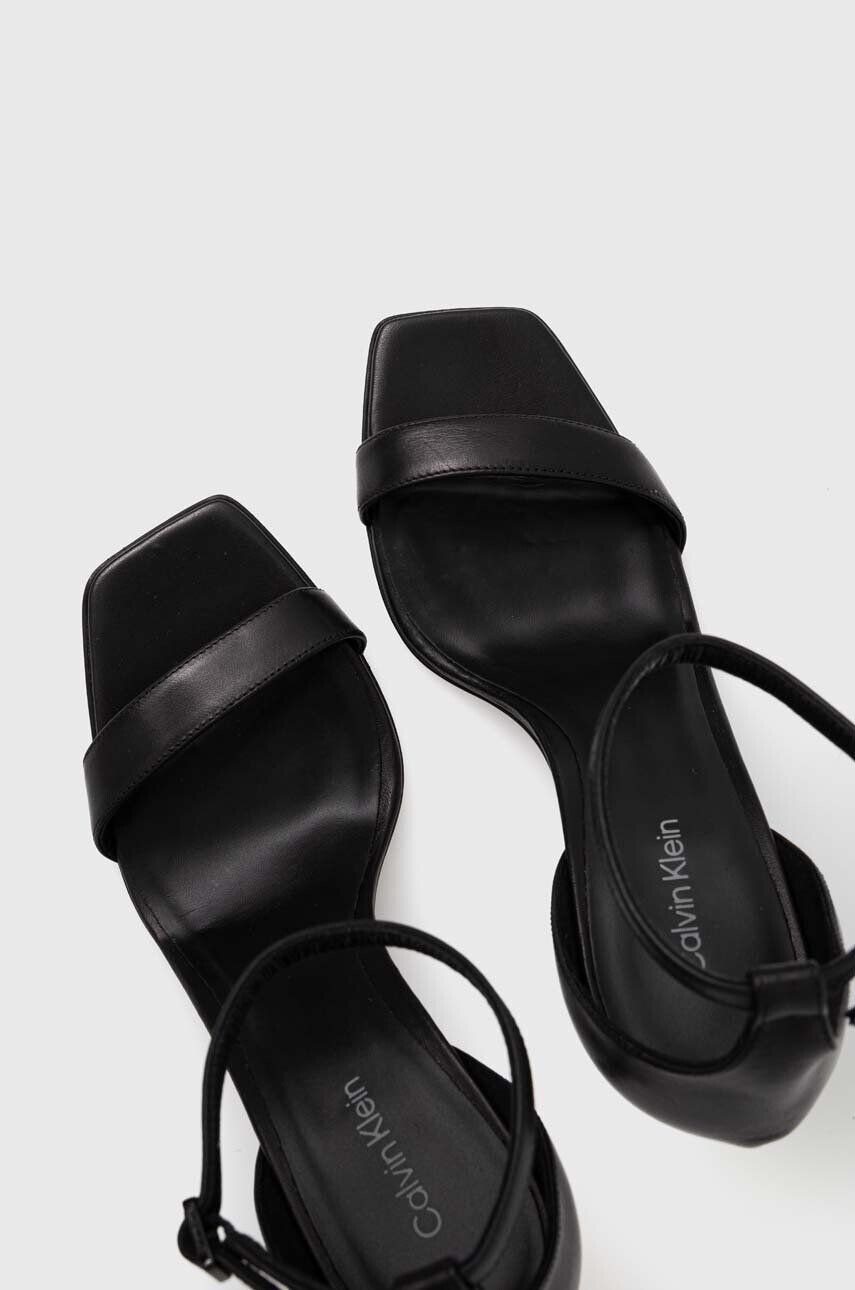 Calvin Klein Kožené sandále GEO STILETTO SANDAL béžová farba HW0HW01610 - Pepit.sk