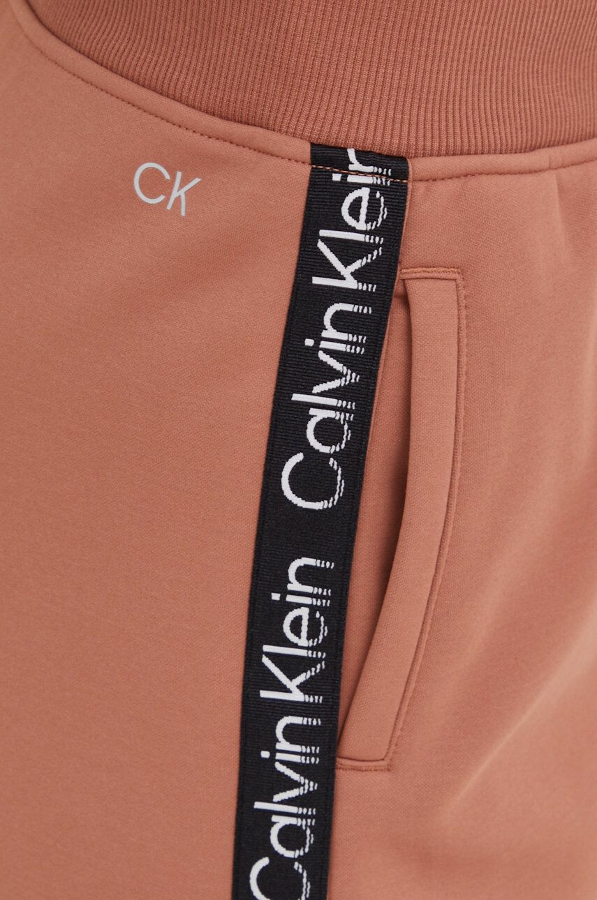 Calvin Klein Performance Tepláky dámske bordová farba s nášivkou - Pepit.sk