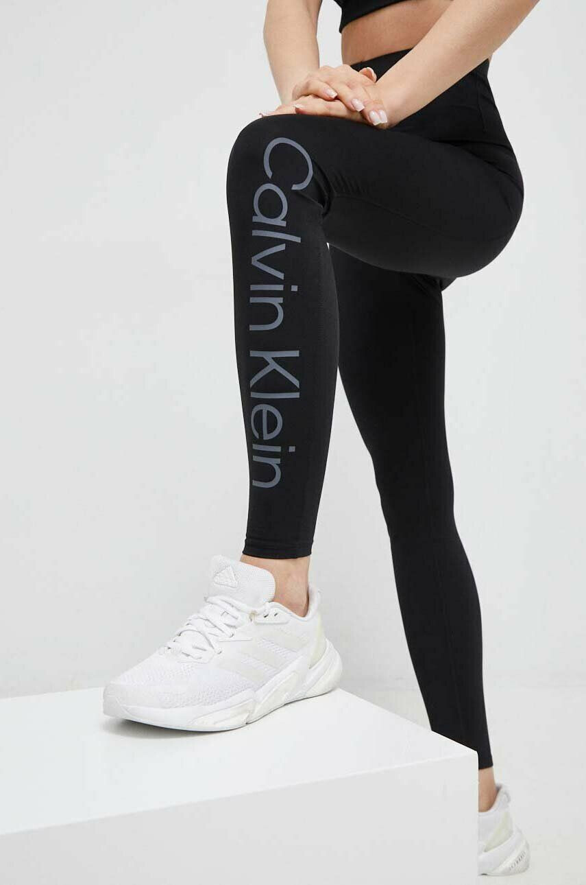 Calvin Klein Performance Tréningové legíny Essentials fialová farba s potlačou - Pepit.sk