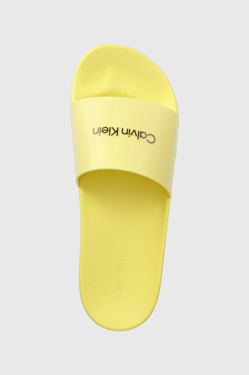 Calvin Klein Šľapky POOL SLIDE RUBBER pánske žltá farba HM0HM00455 - Pepit.sk