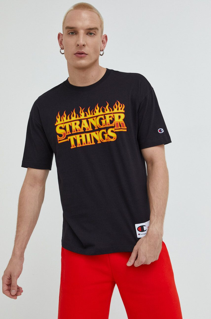 Champion Bavlnené tričko Xstranger Things čierna farba s potlačou - Pepit.sk