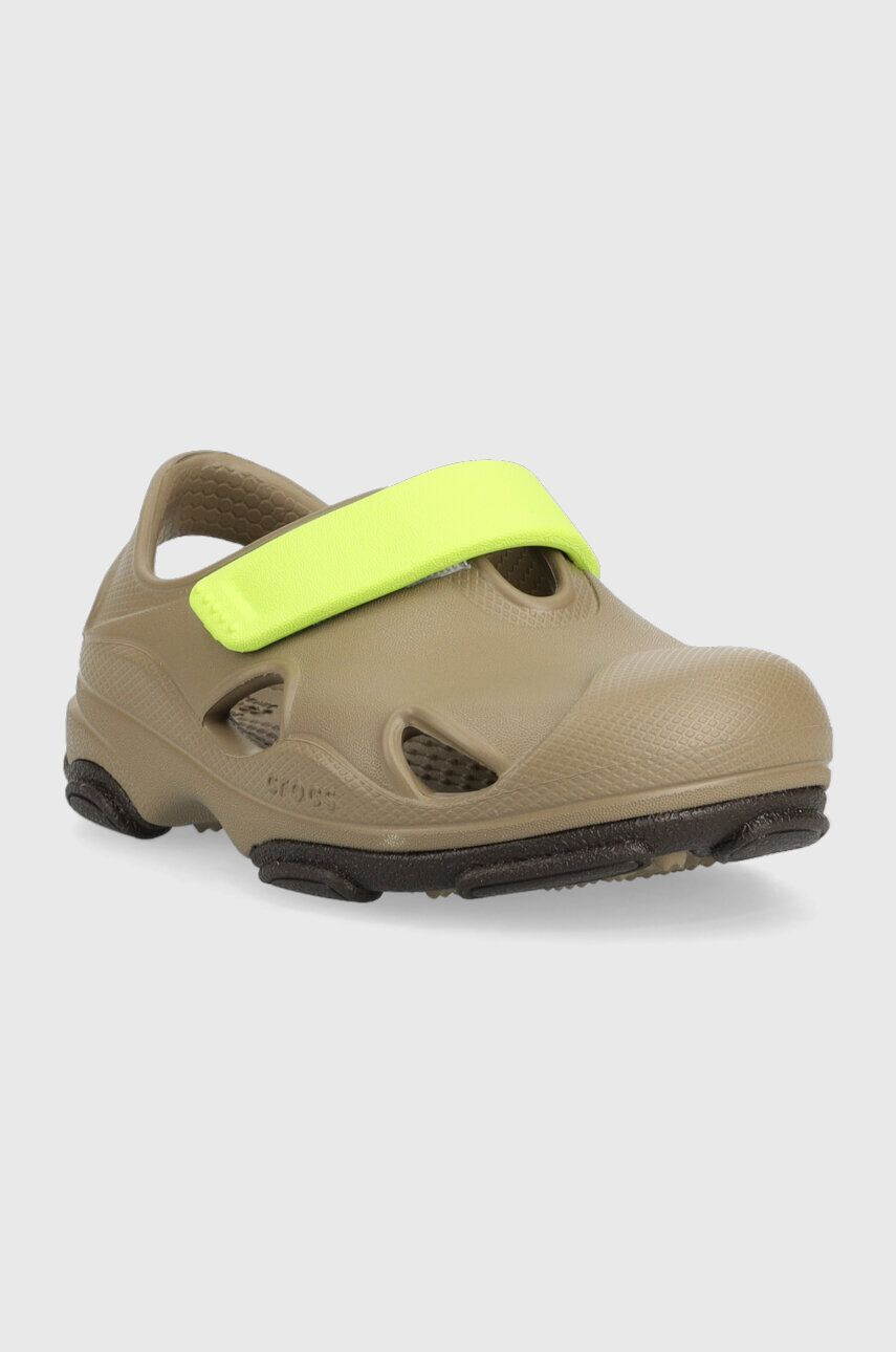 Crocs Detské sandále ALL TERRAIN FISHERMAN SANDAL zelená farba - Pepit.sk