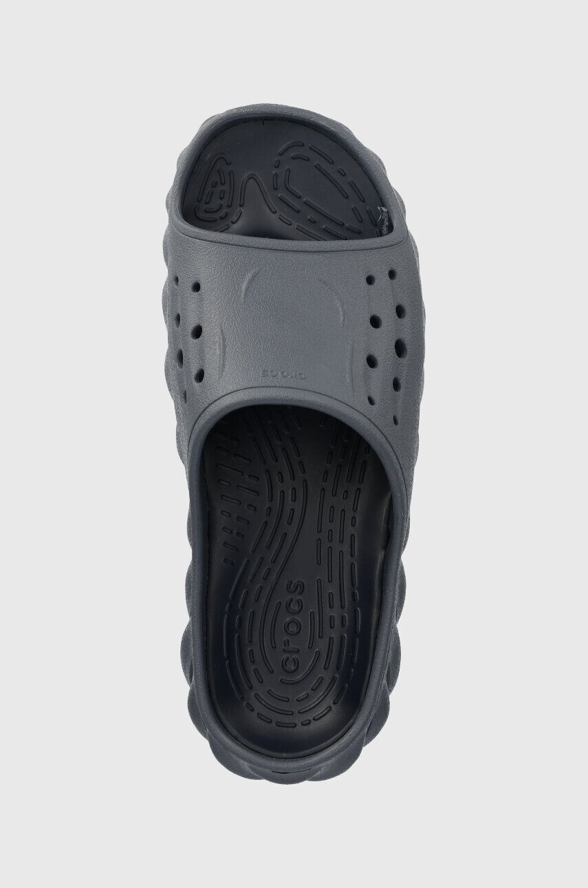 Crocs Šľapky Echo Slide čierna farba 208170 - Pepit.sk