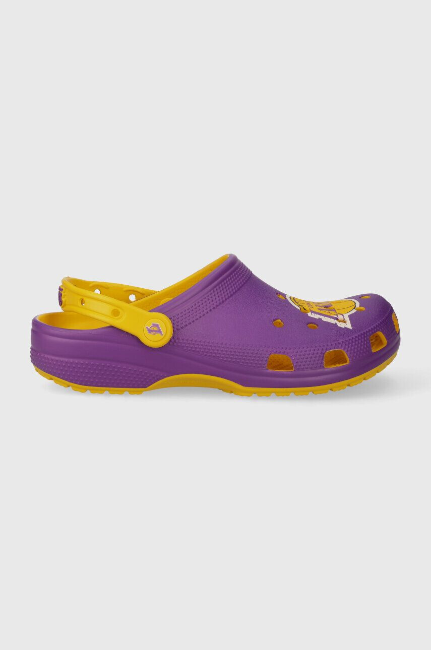 Crocs Šľapky NBA Los Angeles Lakers Classic Clog fialová farba 208650 - Pepit.sk