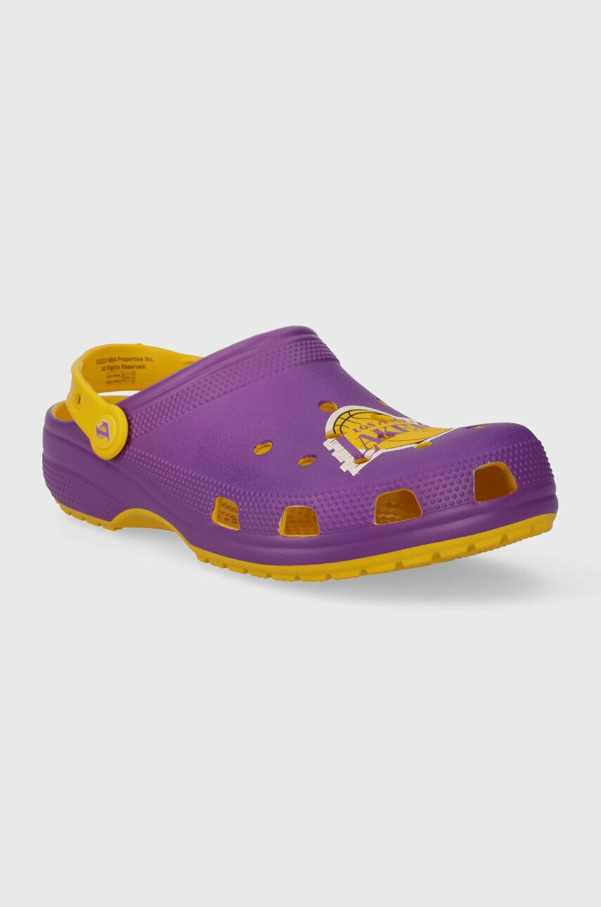 Crocs Šľapky NBA Los Angeles Lakers Classic Clog fialová farba 208650 - Pepit.sk