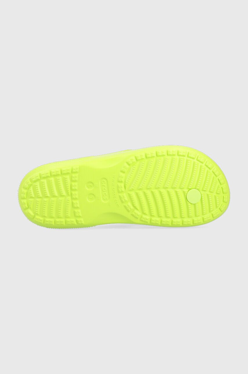 Crocs Žabky Classic Flip dámske zelená farba na plochom podpätku 207713 - Pepit.sk