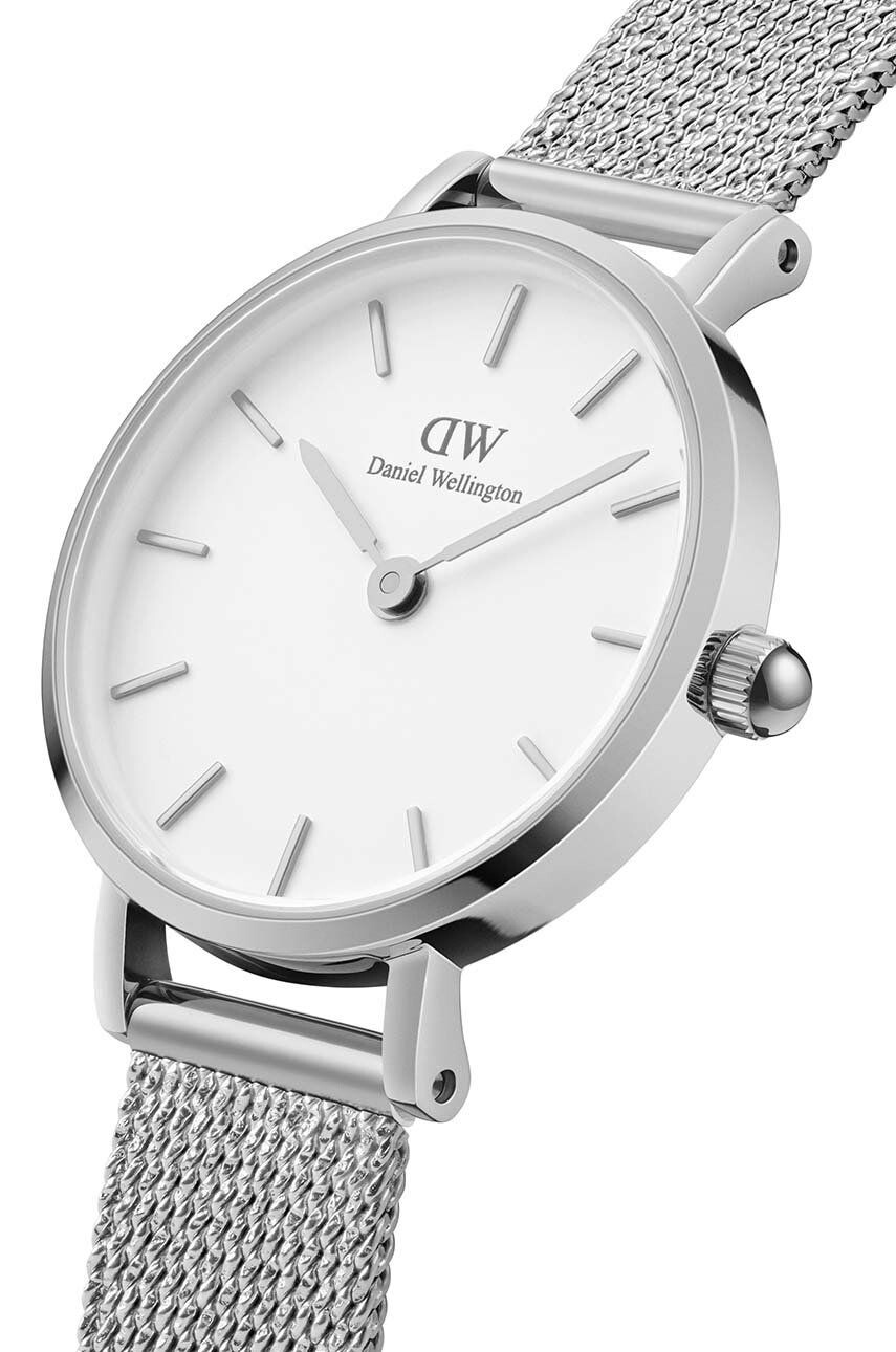 Daniel Wellington Hodinky Petite 24 Pressed Sterling dámske strieborná farba - Pepit.sk