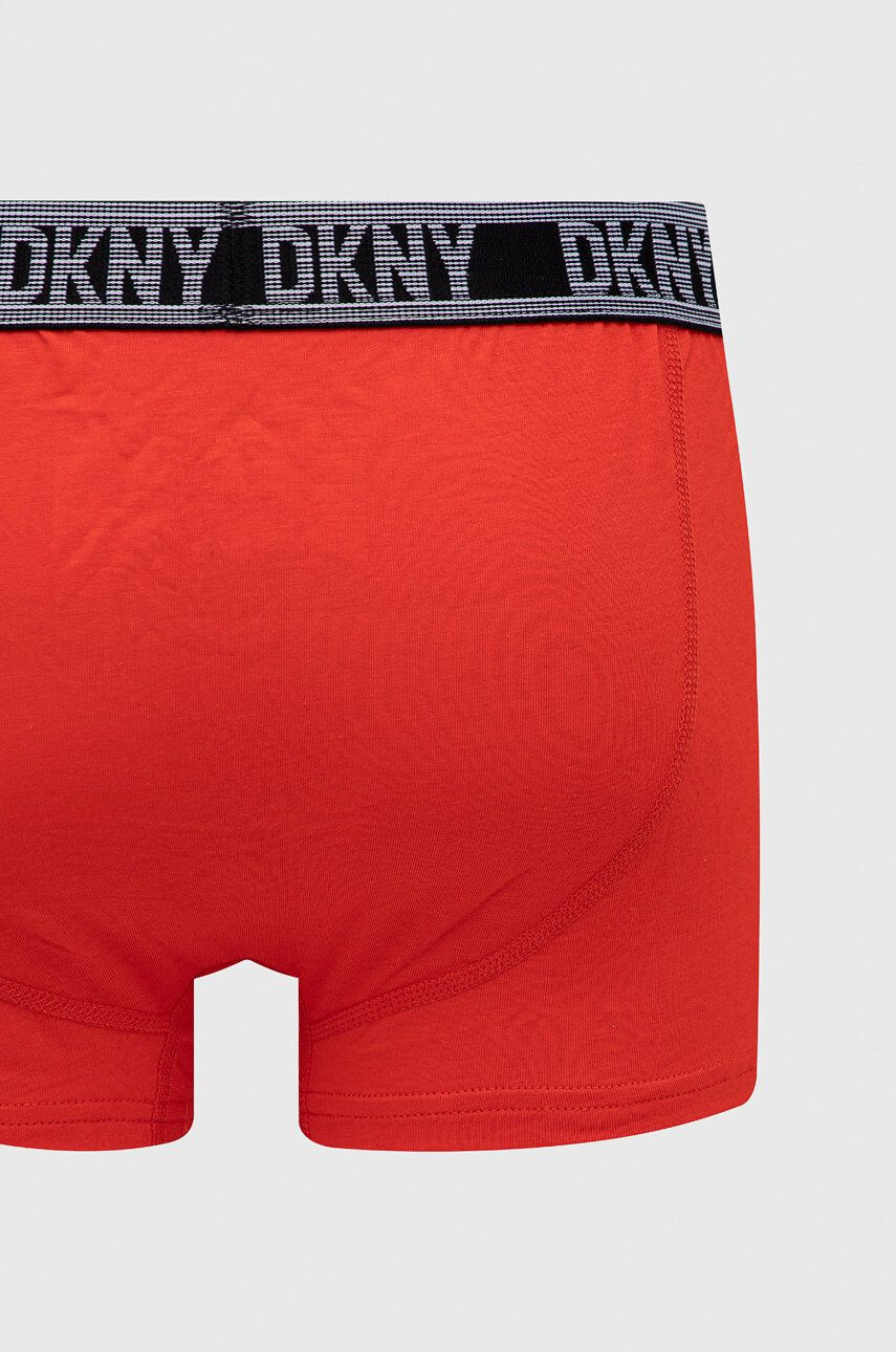 DKNY Boxerky pánske červená farba - Pepit.sk