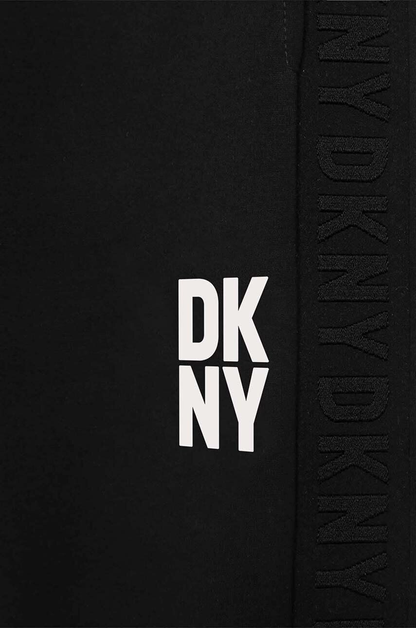 DKNY Detské tepláky čierna farba s potlačou - Pepit.sk