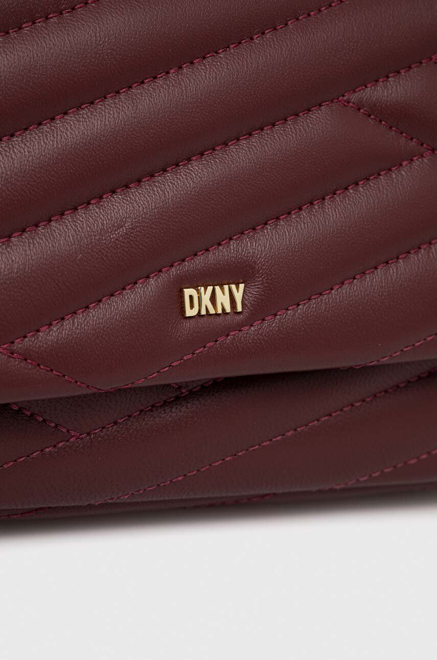 DKNY Kožená kabelka bordová farba - Pepit.sk