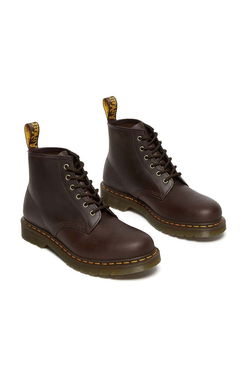 Dr. Martens Kožené členkové topánky 101 dámske hnedá farba na plochom podpätku DM27761201 - Pepit.sk