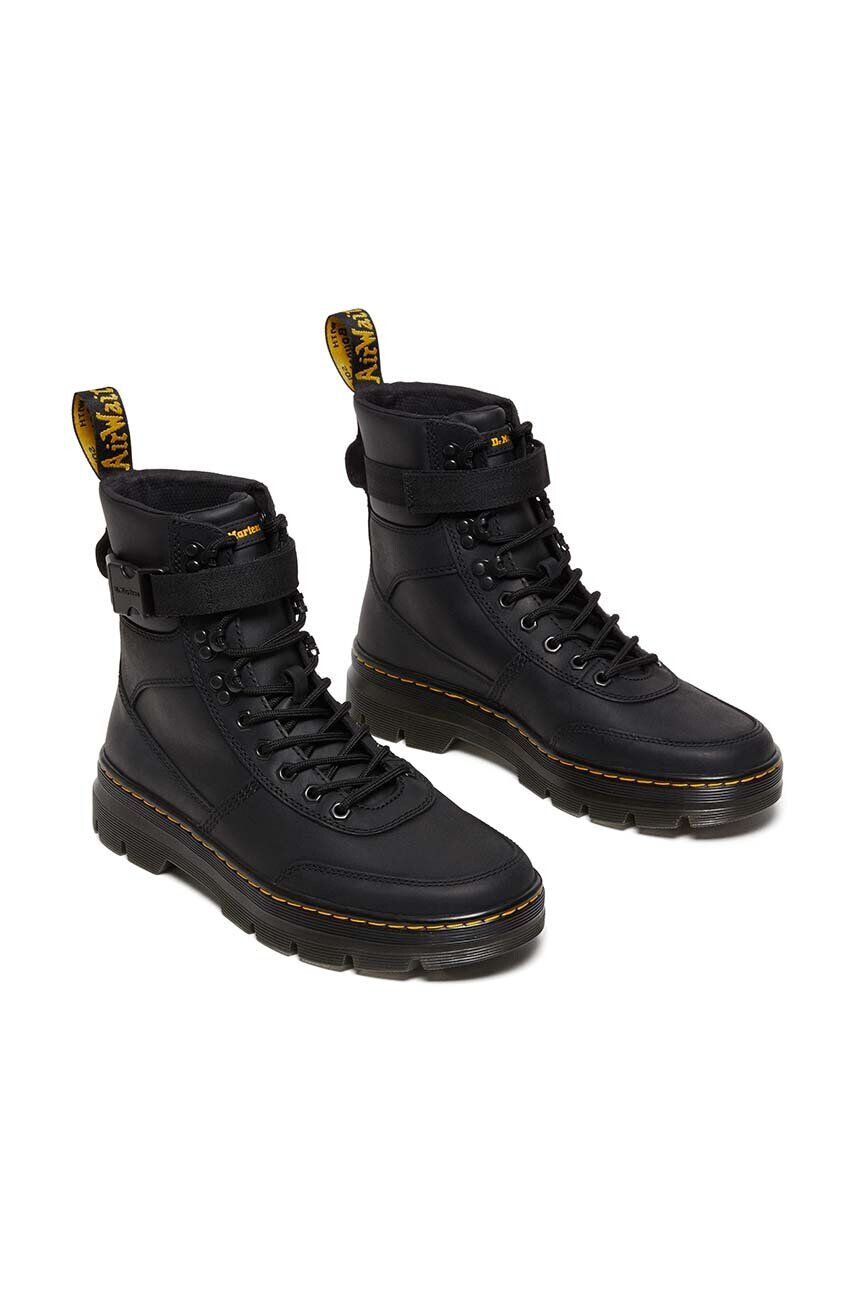 Dr. Martens Kožené členkové topánky Combs Tech Leather čierna farba na plochom podpätku jemne zateplené - Pepit.sk