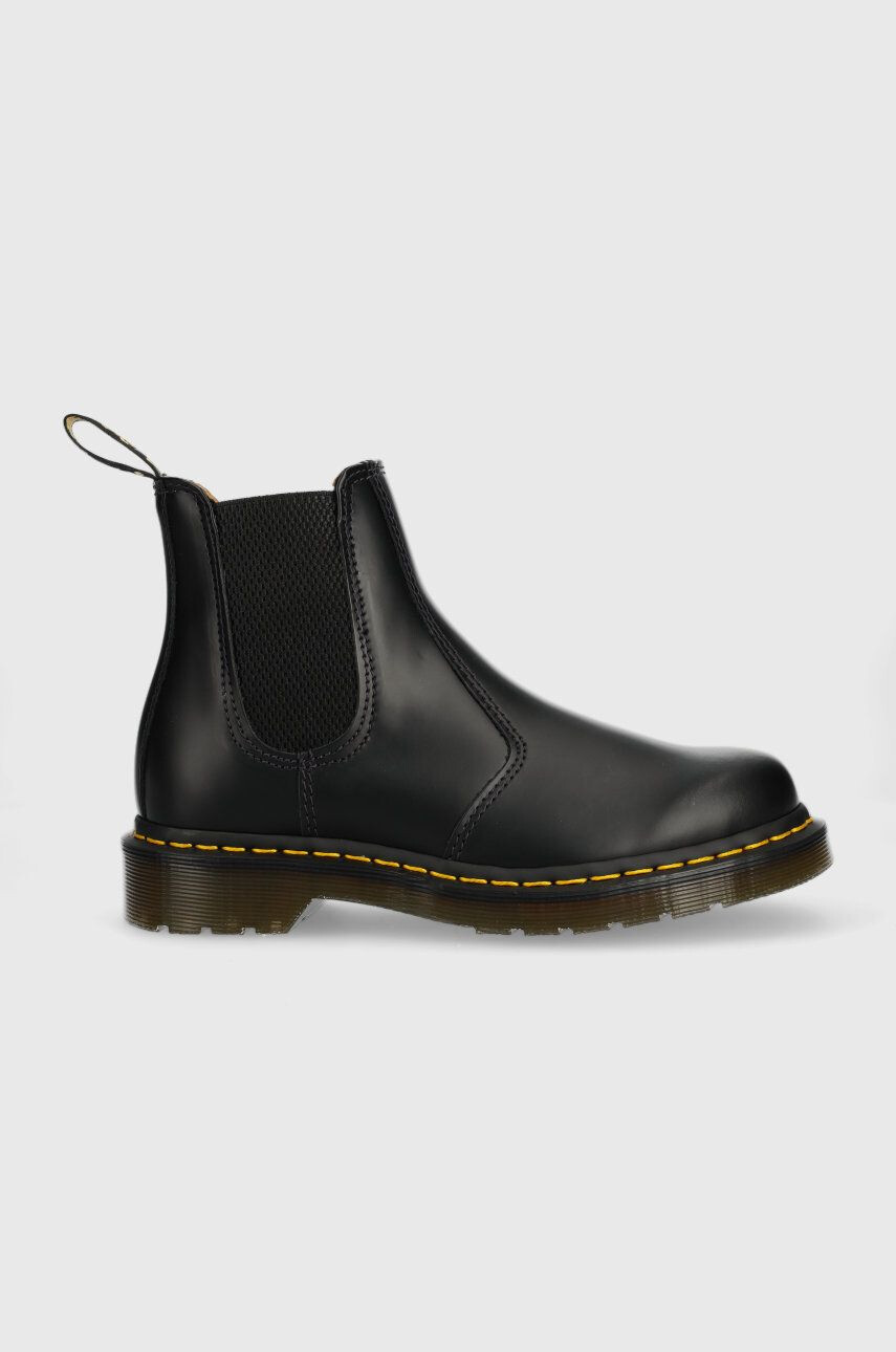 Dr. Martens Kožené topánky chelsea 22227001-black dámske čierna farba na plochom podpätku - Pepit.sk