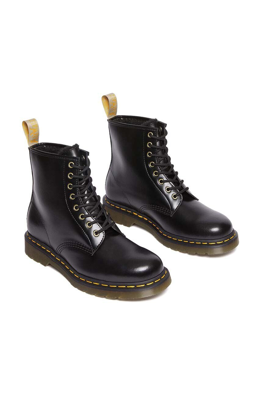 Dr. Martens Workery Vegan 1460 dámske čierna farba na plochom podpätku zateplené DM31136001 - Pepit.sk