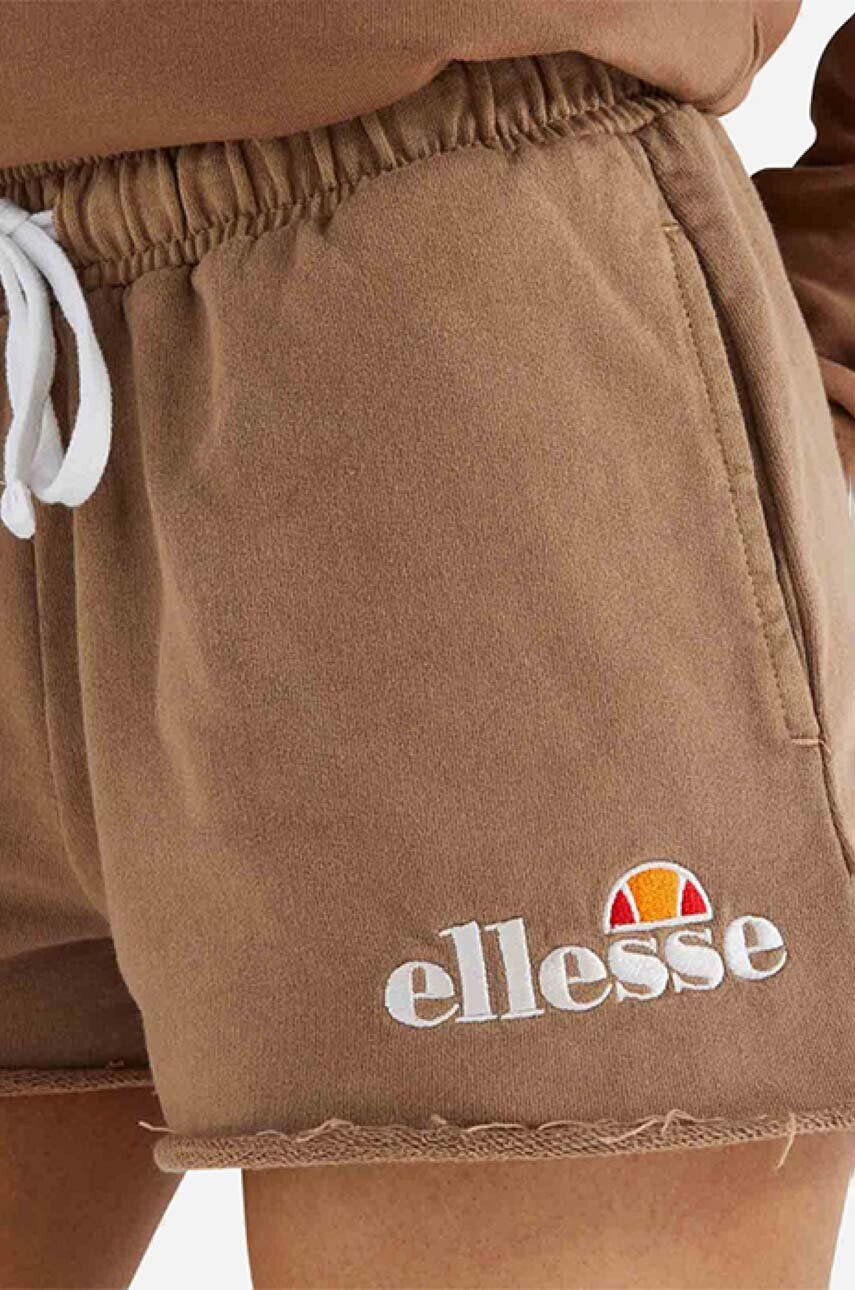 Ellesse Bavlnené šortky Colieur SGM14015-PINK hnedá farba s nášivkou stredne vysoký pás - Pepit.sk