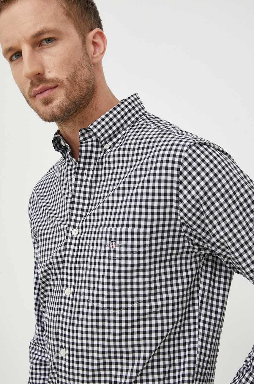 Gant Bavlnená košeľa pánska čierna farba regular s golierom button-down - Pepit.sk