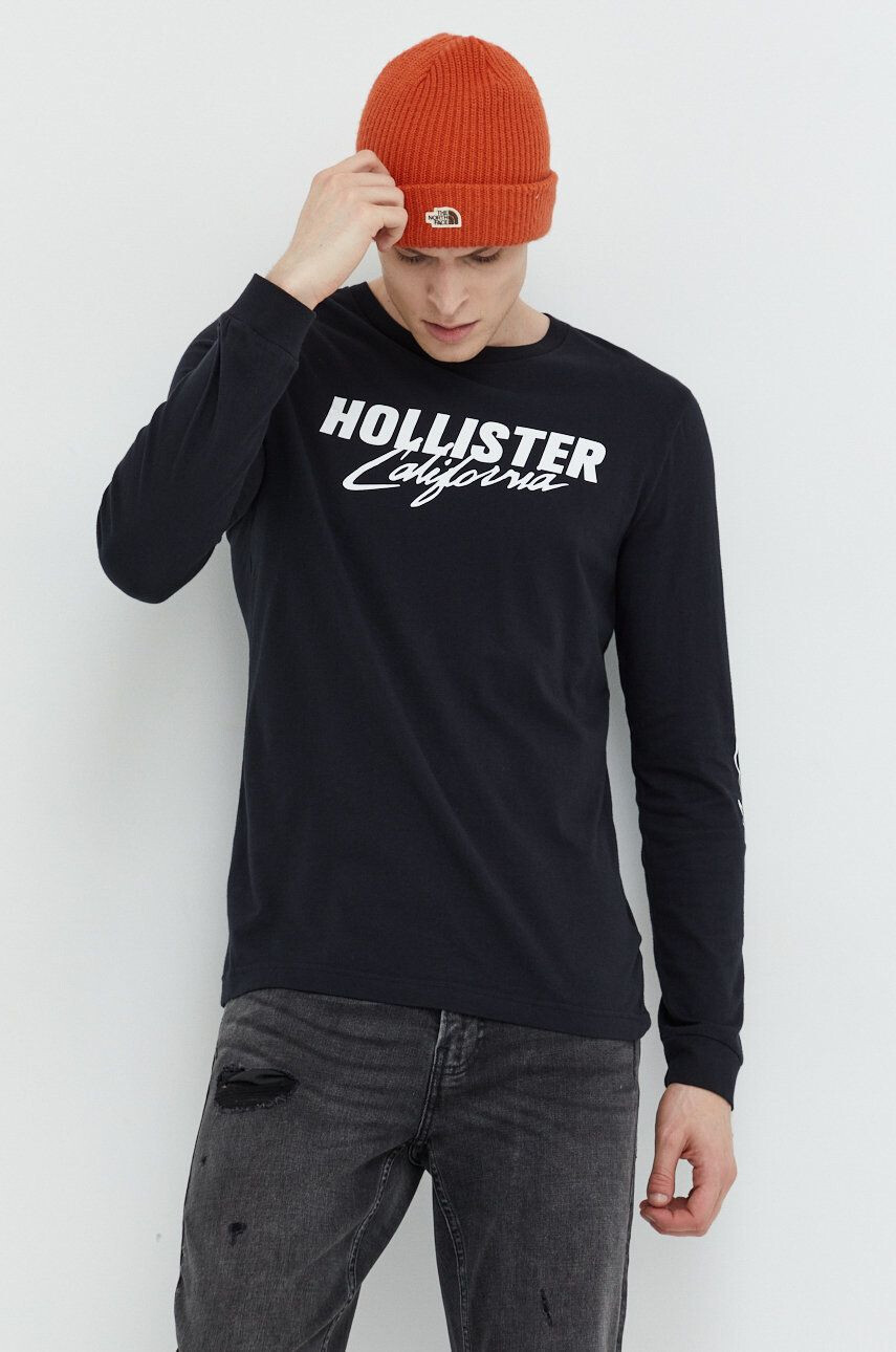 Hollister Co. Bavlnené tričko s dlhým rukávom biela farba s potlačou - Pepit.sk