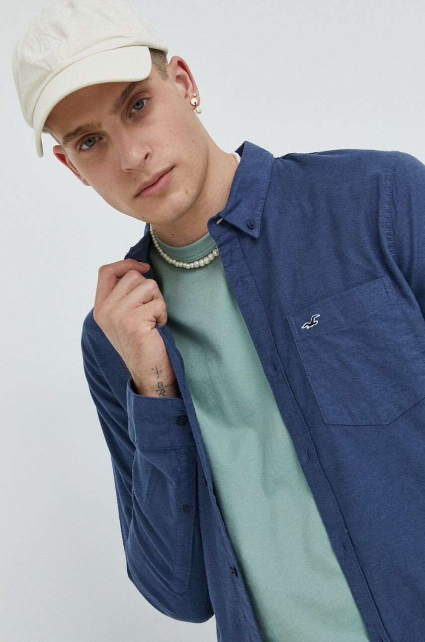 Hollister Co. Košeľa pánska tmavomodrá farba regular s golierom button-down - Pepit.sk