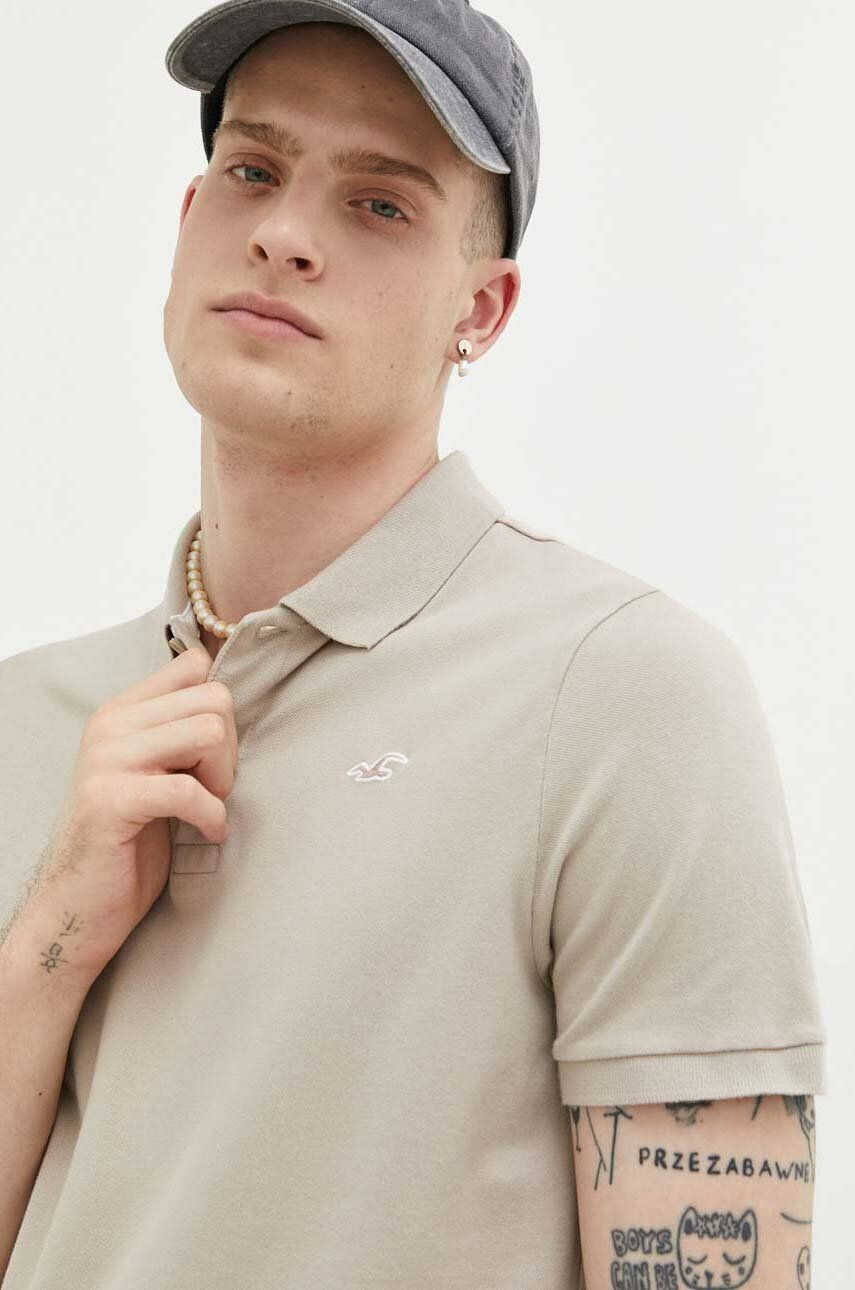 Hollister Co. Polo tričko pánske béžová farba jednofarebné - Pepit.sk