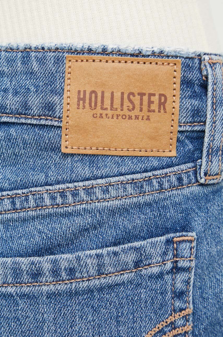 Hollister Co. Rifľové krátke nohavice dámske tmavomodrá farba jednofarebné vysoký pás - Pepit.sk