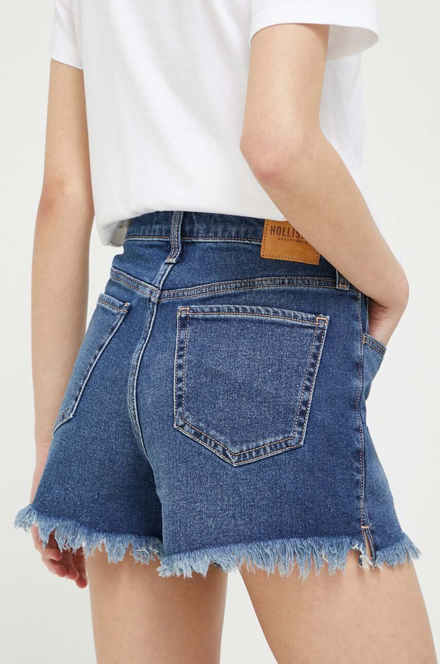 Hollister Co. Rifľové krátke nohavice CURVY JEANS dámske s nášivkou vysoký pás - Pepit.sk