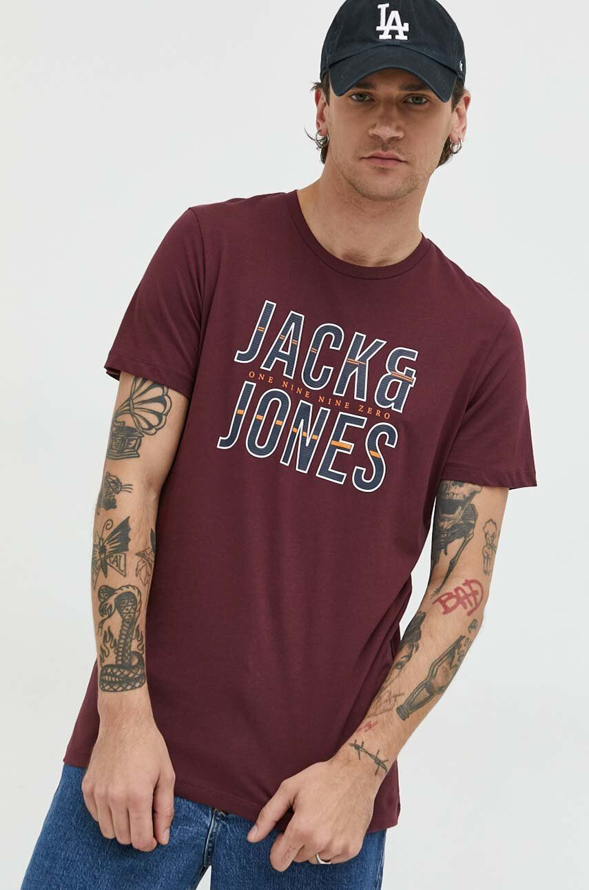 Jack & Jones bavlnené tričko bordová farba s potlačou - Pepit.sk