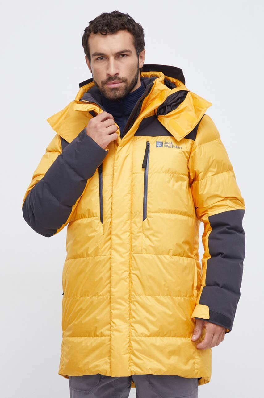 Jack Wolfskin Páperová bunda 1995 Series Cook žltá farba - Pepit.sk