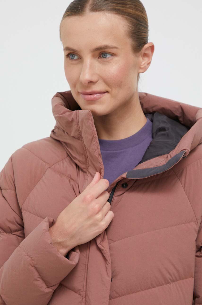 Jack Wolfskin Páperová bunda dámska tmavomodrá farba zimná - Pepit.sk