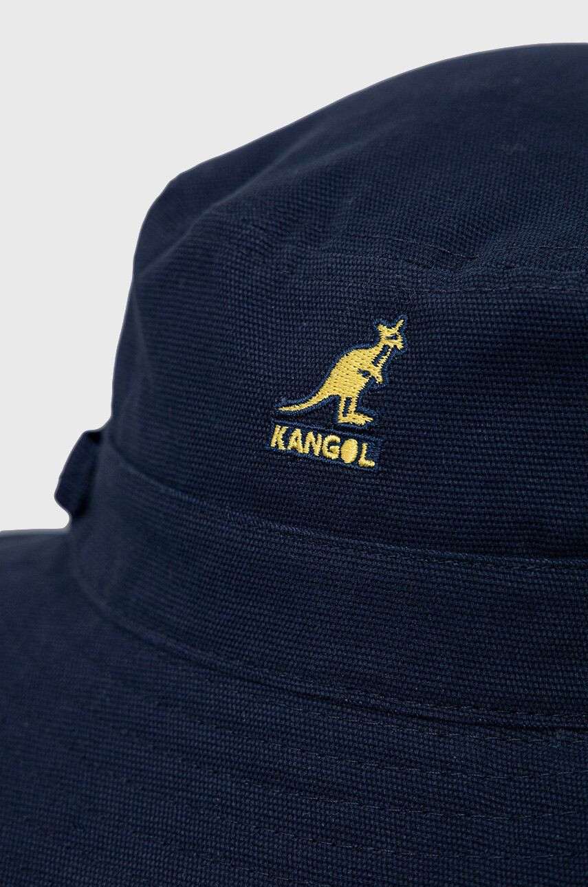 Kangol Bavlnený klobúk K5302.NV411-NV411 tmavomodrá farba bavlnený - Pepit.sk