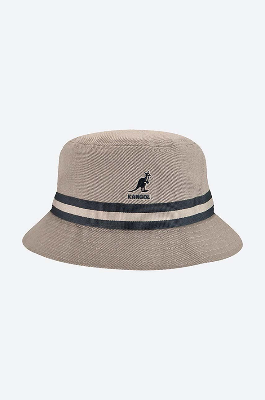 Kangol Bavlnený klobúk Stripe Lahinch K4012SP.GREY-GREY tmavomodrá farba bavlnený - Pepit.sk