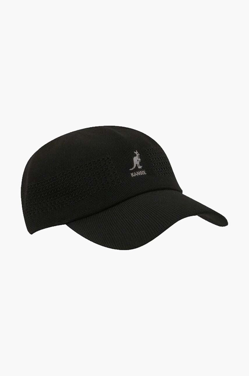 Kangol Šiltovka Tropic 1456BC.BLACK-BLACK čierna farba s nášivkou - Pepit.sk