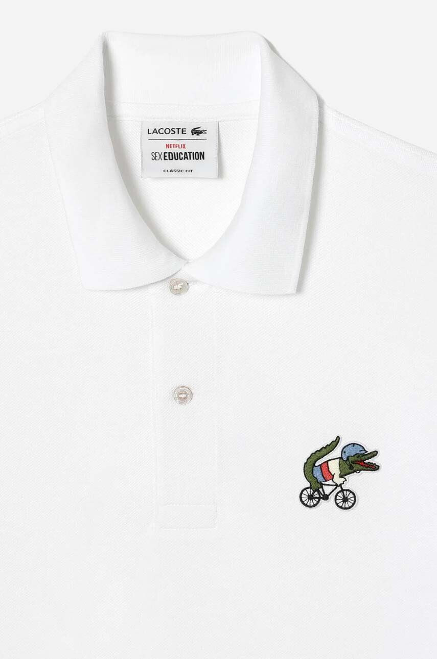 Lacoste Bavlnené polo tričko x Netflix biela farba s nášivkou - Pepit.sk