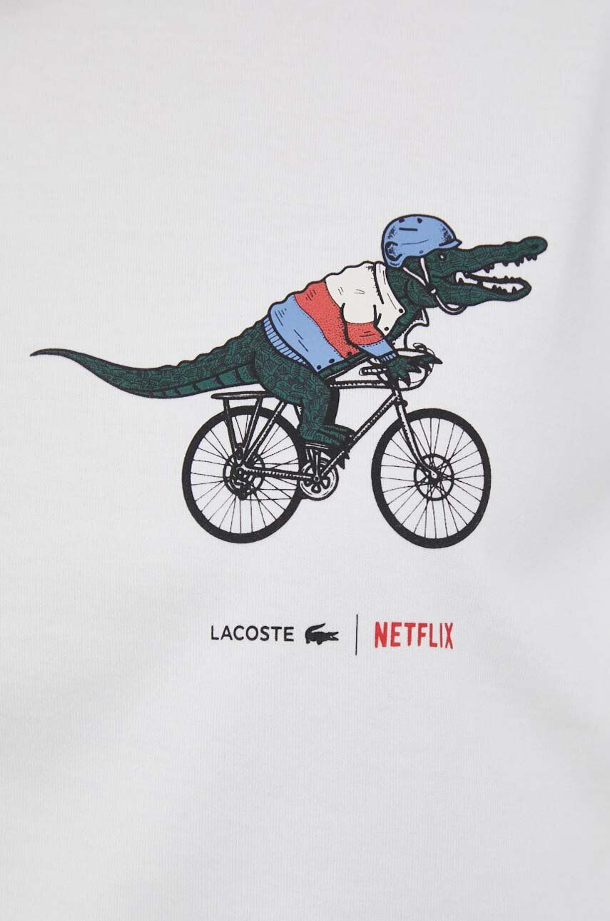 Lacoste Bavlnené tričko x Netflix biela farba - Pepit.sk