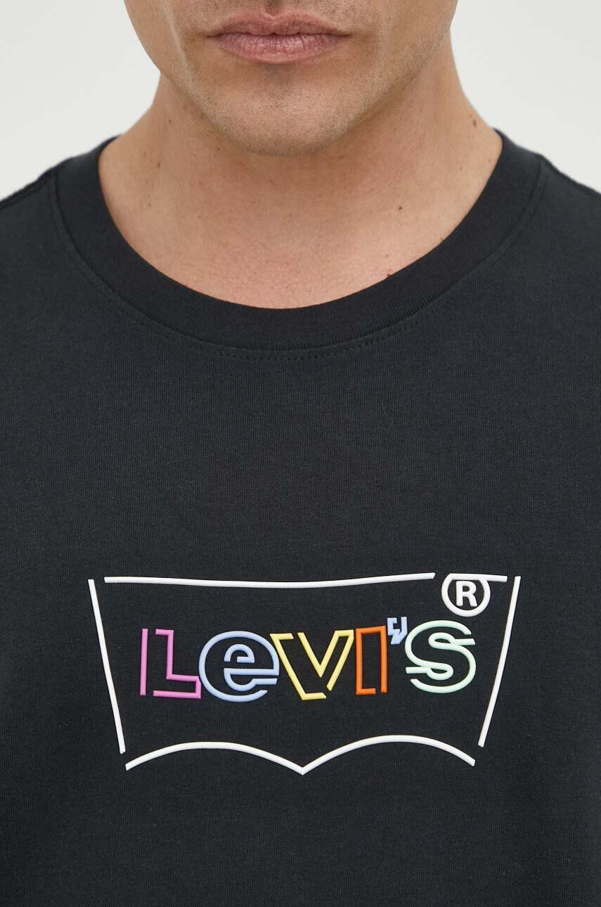 Levi's Bavlnené tričko čierna farba s nášivkou - Pepit.sk