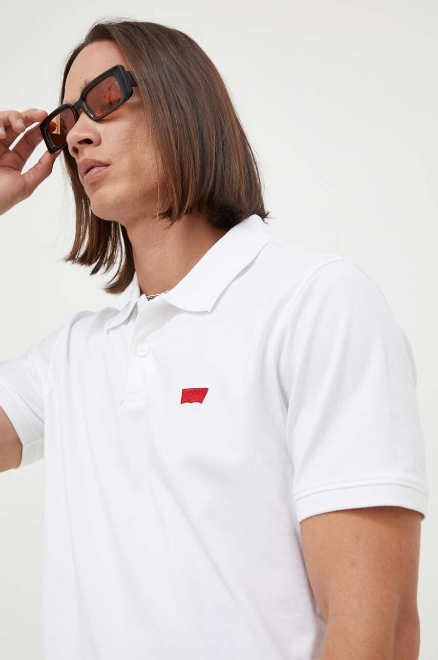 Levi's Polo tričko pánske biela farba s nášivkou - Pepit.sk